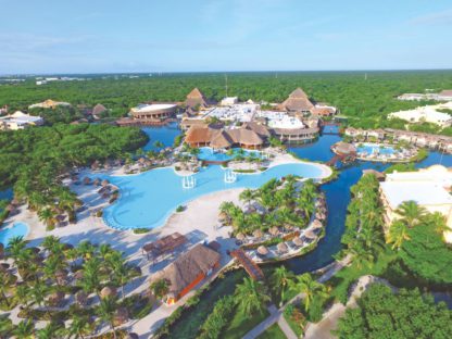 Grand Palladium White Sands Resort & Spa in Mexico