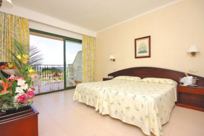 Valentin Son Bou Hotel & Apartments in Menorca