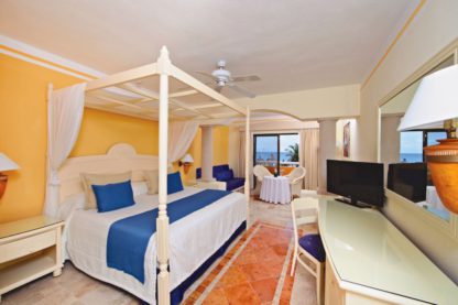 Luxury Bahia Principe Akumal in Cancun