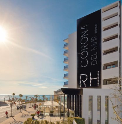 RH Corona Del Mar Prijs