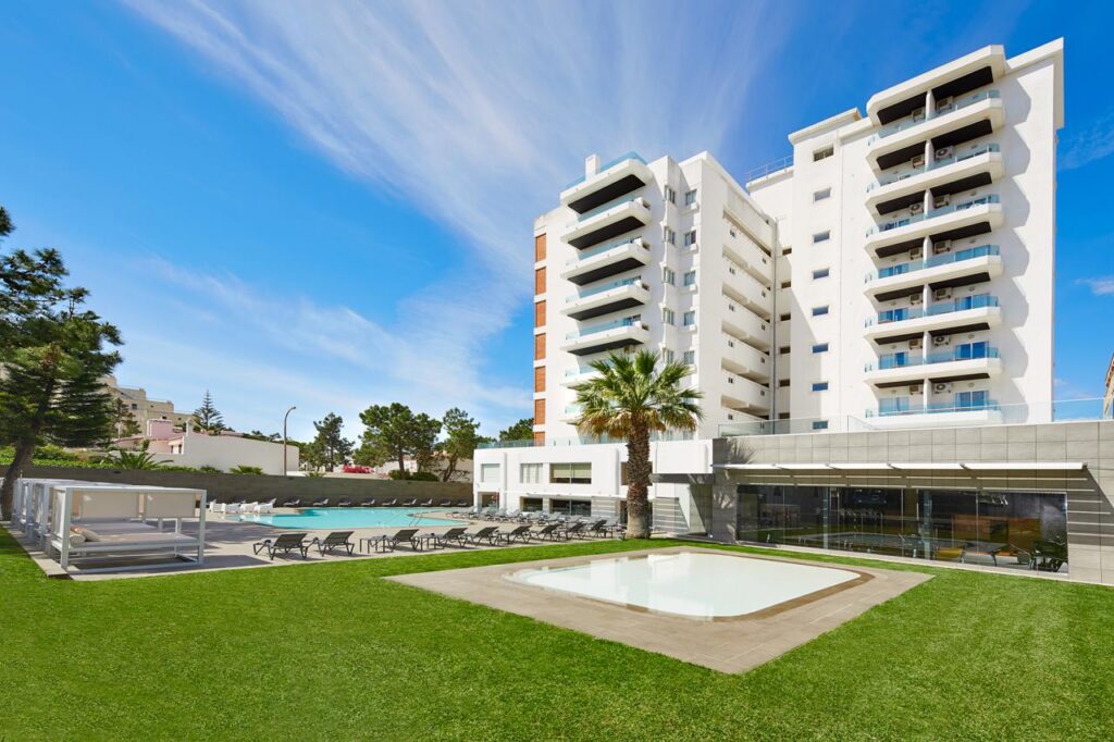 Alcazar Beach & Spa