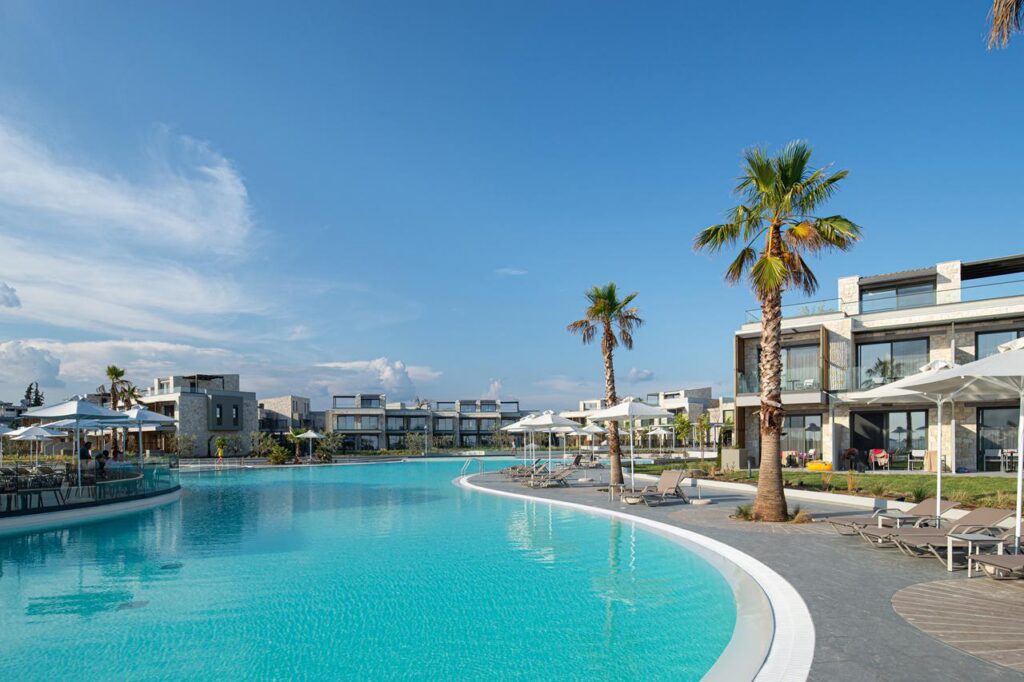 Portes Lithos Luxury Resort