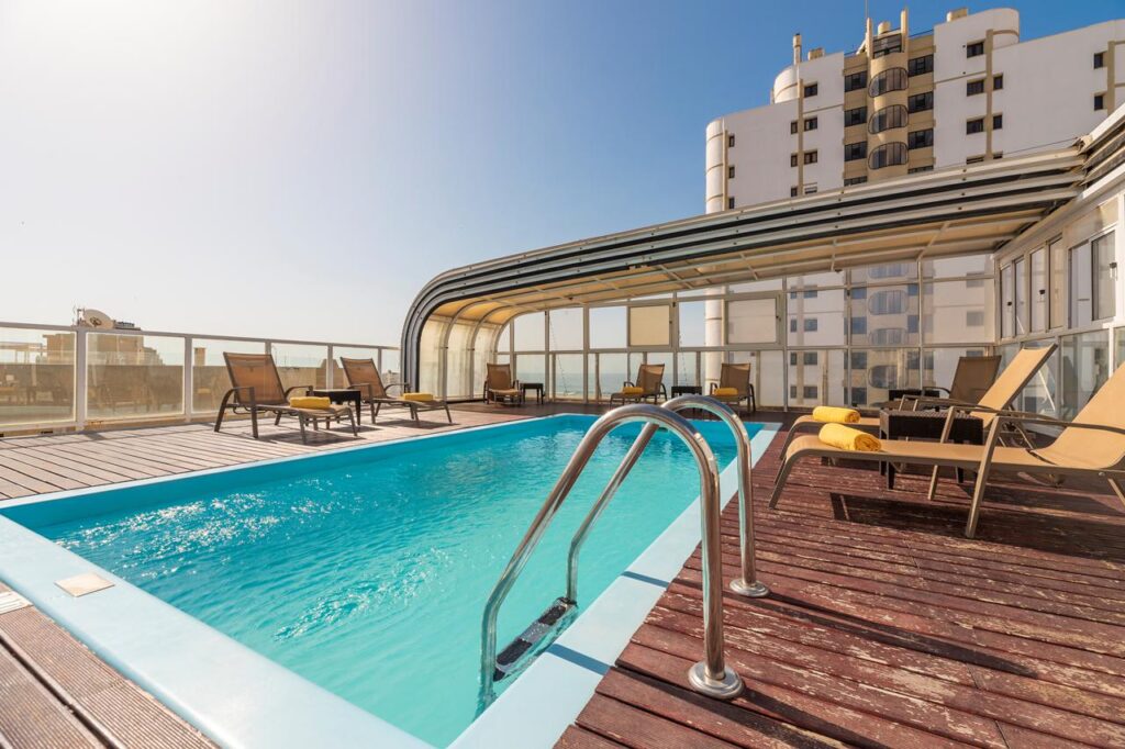 Baia Beach Hotel