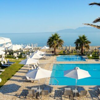 Aparthotel Acharavi Beach