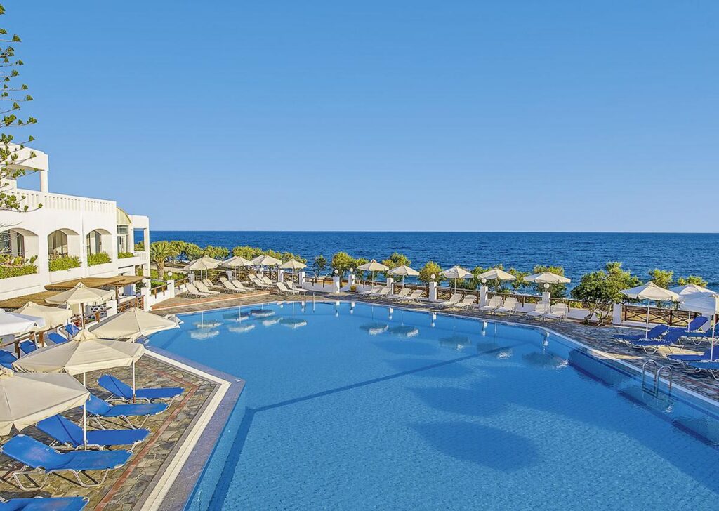 Maritimo Beach