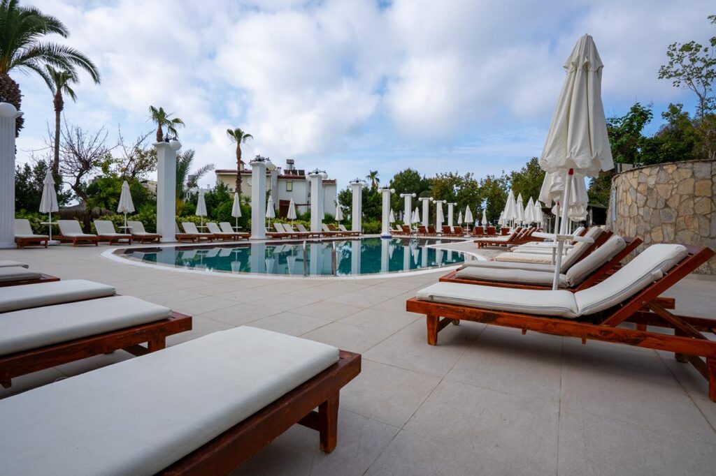 Club Aqua Plaza