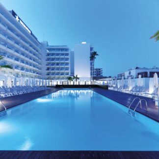 Iberostar Waves Bahia de Palma Hotel