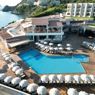 Invisa Figueral Resort - Cala Blanca Hotel