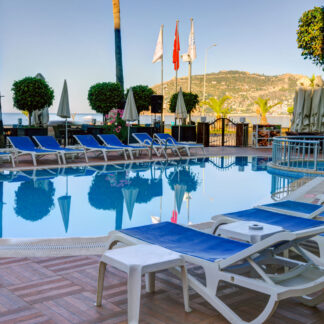 Parador Beach Hotel