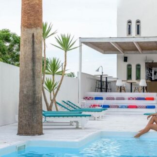 Azure Mare Hotel