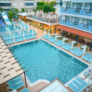 Club Big Blue Suite Hotel