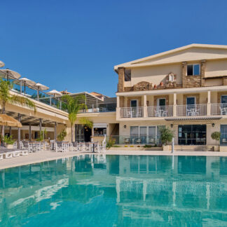 Altura Hotel