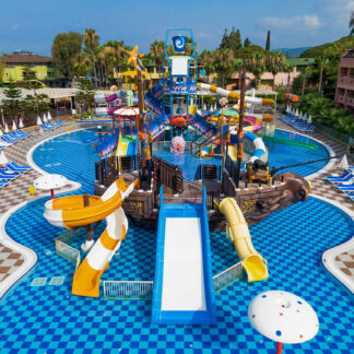 Lonicera World Hotel