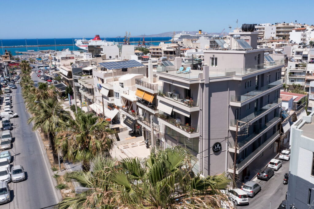 Jolly Suites