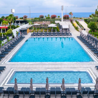 Nova Life Hotel
