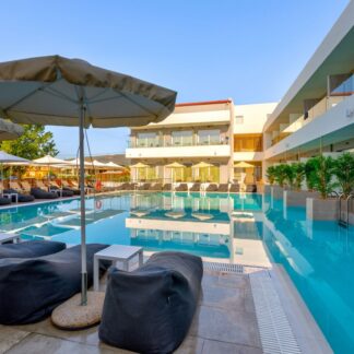 White Olive Premium Hotel