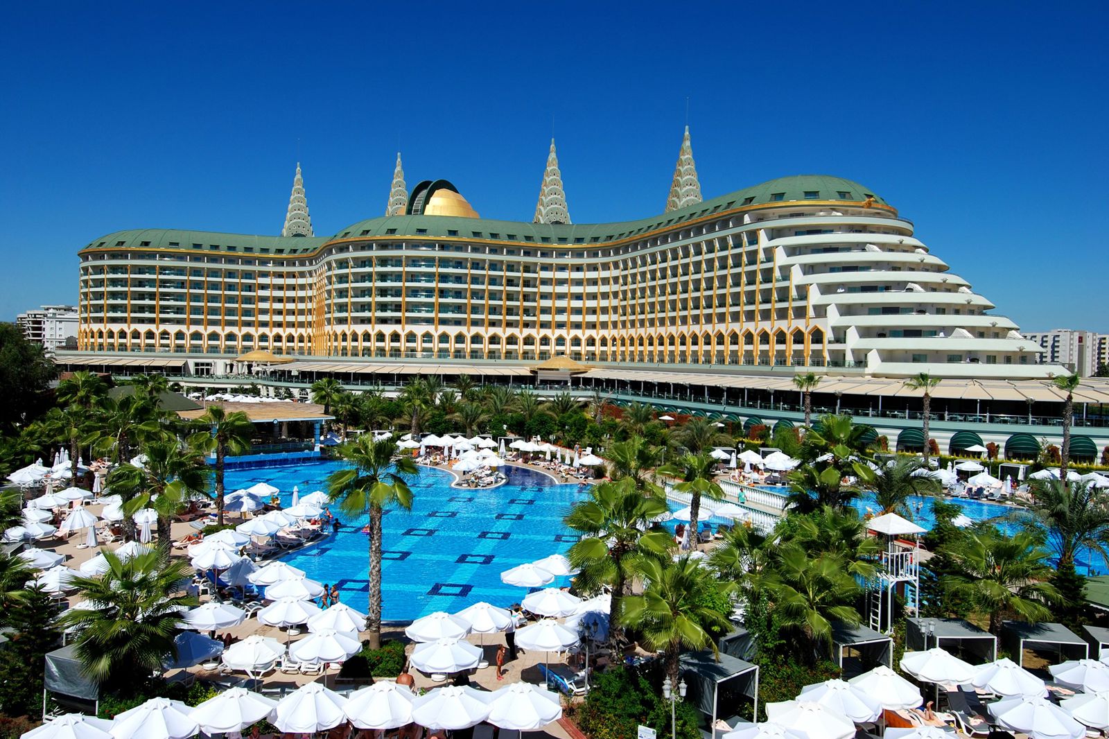 Delphin Imperial, foto 1