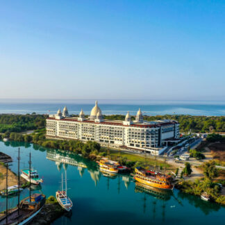 Diamond Premium Hotel