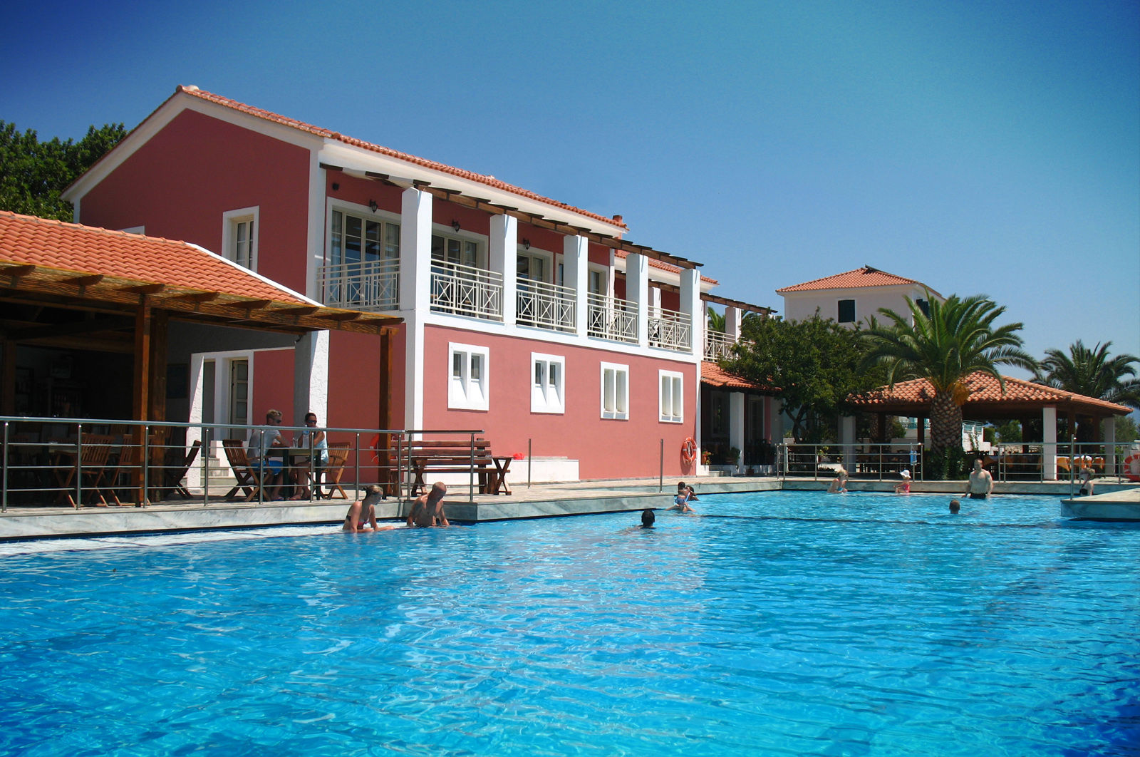 Mykali Bay, foto 1