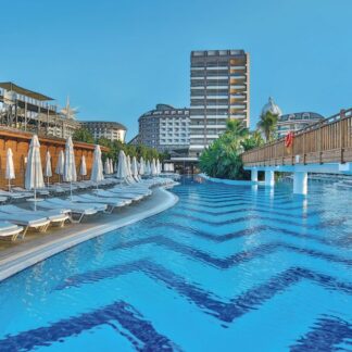 Saturn Palace Resort Hotel
