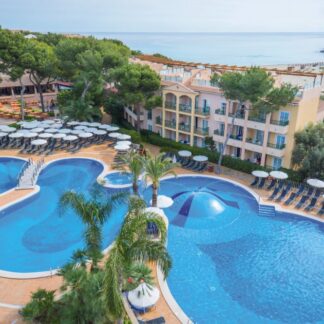 Zafiro Cala Mesquida Hotel