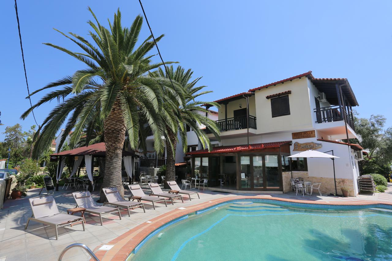 Pella House Studios & Apartments, foto 1